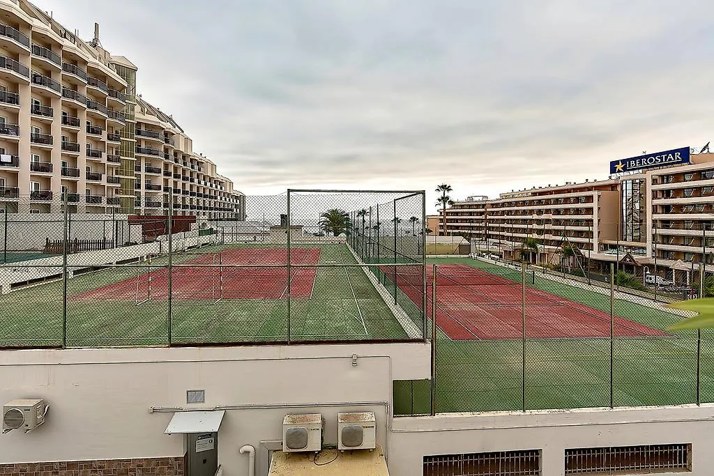 Parque Royal 1 Studios & Apartments 阿德耶 0*,