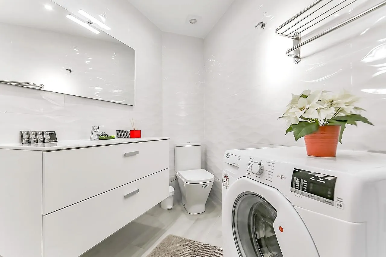 Parque Royal 1 Studios & Apartments 阿德耶