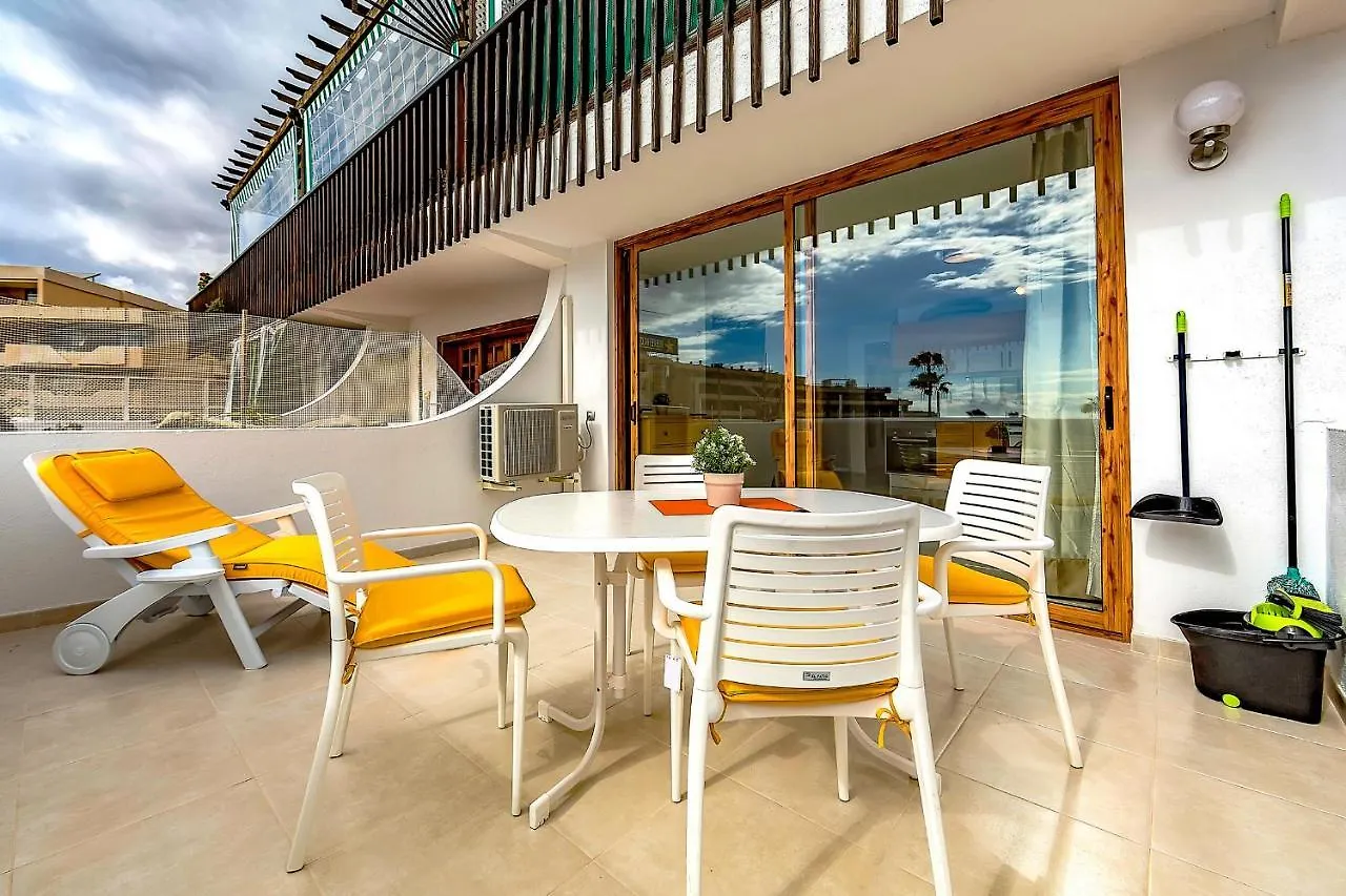 Parque Royal 1 Studios & Apartments 阿德耶